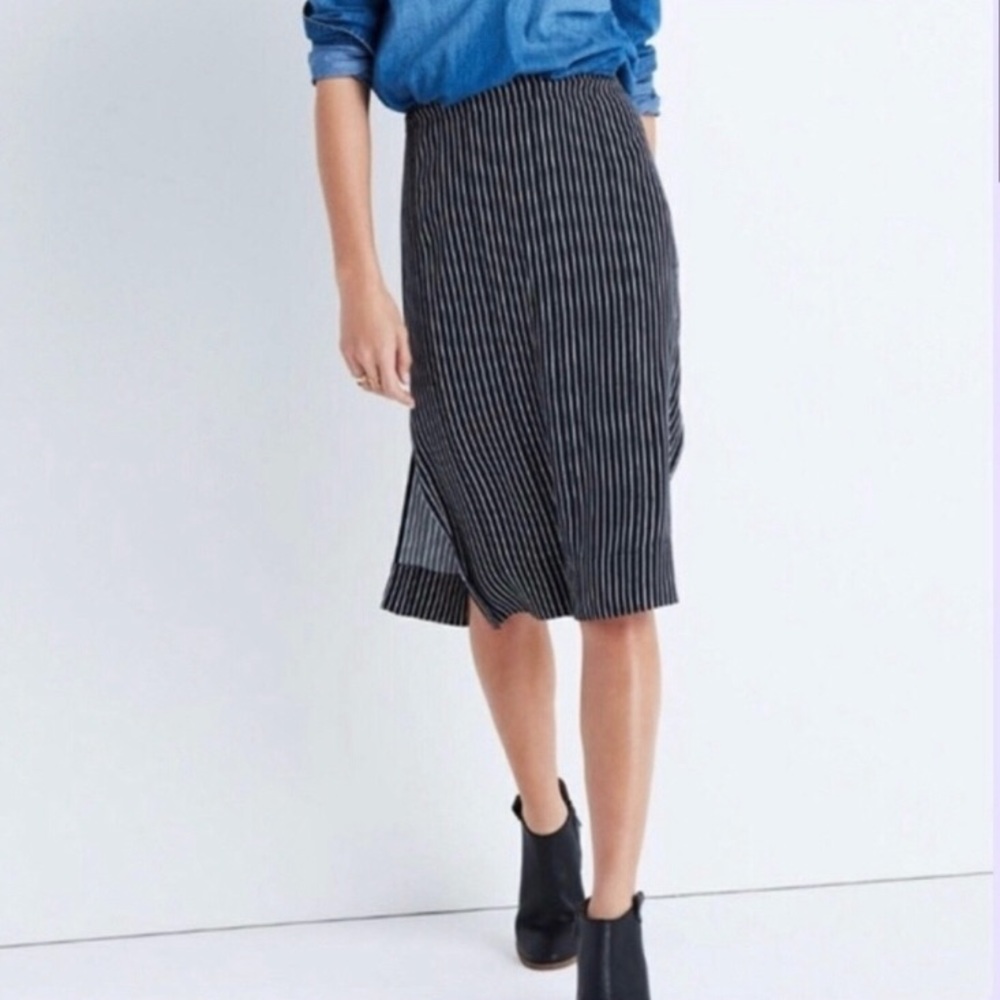 Madewell midi skirt with a slit